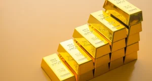افزایش قیمت طلا به رکورد جدید؛ تردید پیتر شیف درباره ادعای بیت کوین به عنوان طلای دیجیتال